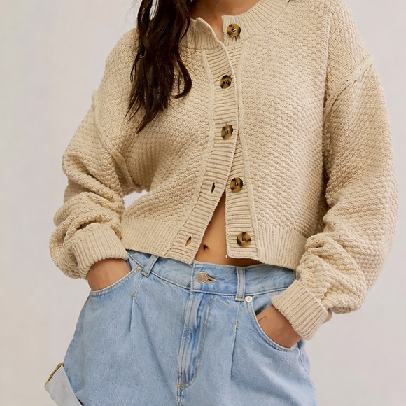 Free People Sweaters - FREE PEOPLE Cardigan Womens XS Lila Cardi Cropped Button Front Sweater Beige NEW
